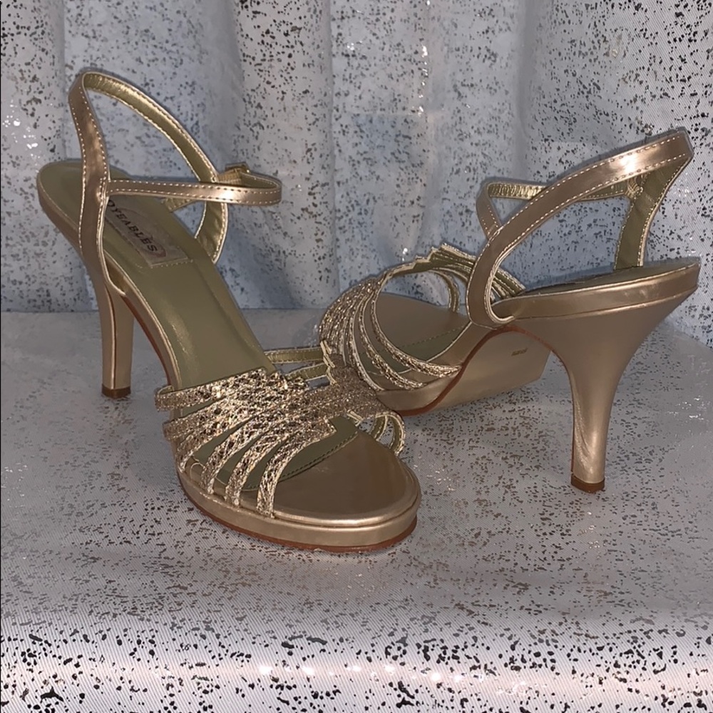Gold Dyables Heels ⭐️ONLY WORN ONCE⭐️